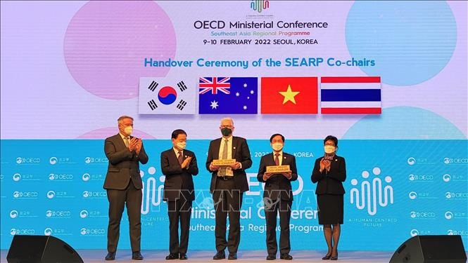 Vietnam officially co-chairs OECD Southeast Asia Program
